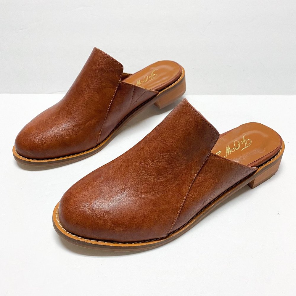 FOWT Round Toe Low Chunky Heel Slide Pumps